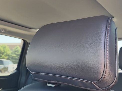 New 2025 Ford F250 Lariat w/ Lariat Ultimate Package image 12