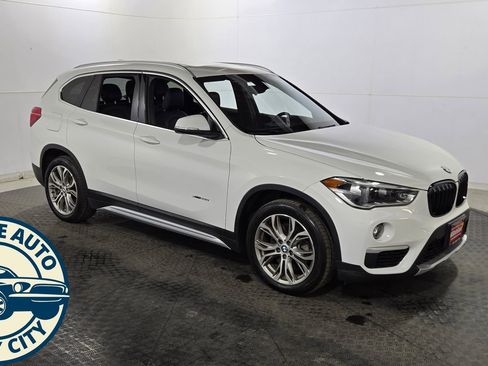 Used 2018 BMW X1 xDrive28i image 9
