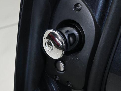 Used 2019 Rolls-Royce Cullinan image 14