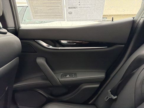 Used 2023 Maserati Ghibli Modena Q4 image 27