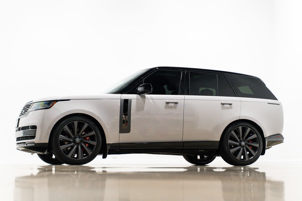 Used 2025 Land Rover Range Rover SV AWD/4WD image 99