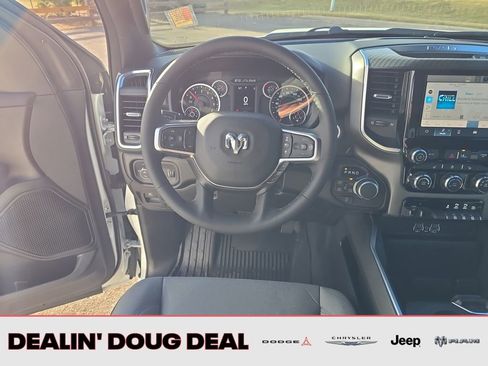 New 2026 RAM 1500 Big Horn AWD/4WD image 14