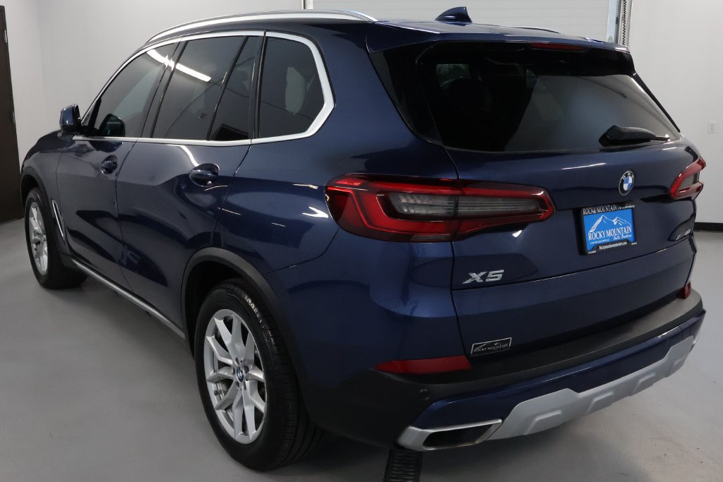 Used 2020 BMW X5 xDrive40i w/ Convenience Package AWD/4WD image 5