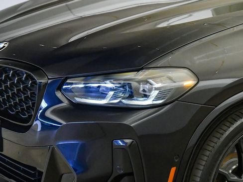 Certified 2024 BMW X4 xDrive30i w/ Premium Package AWD/4WD image 9