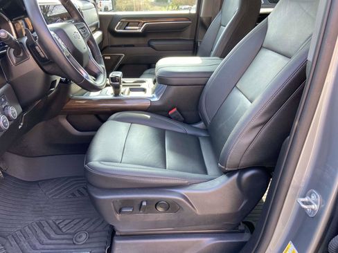 Certified 2023 Chevrolet Silverado 1500 RST image 7