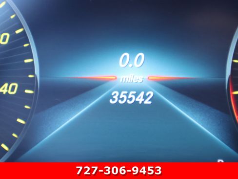 Certified 2022 Mercedes-Benz GLC 300 image 27