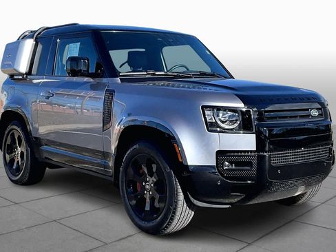 Used 2023 Land Rover Defender 90 X image 2