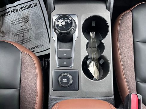 Used 2025 Ford Bronco Sport Outer Banks w/ Outer Banks Tech Package+ AWD/4WD image 17
