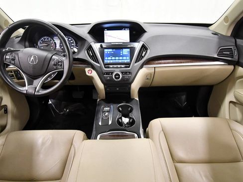 Used 2018 Acura MDX w/ Technology & Entertainment AWD/4WD image 3
