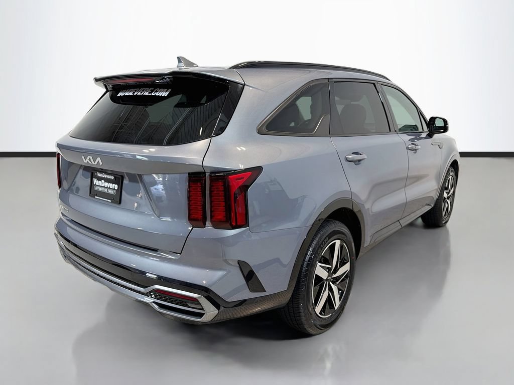 Used 2023 Kia Sorento S w/ Panoramic Sunroof Package FWD image 9