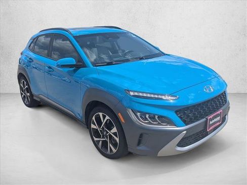 Used 2022 Hyundai Kona Limited FWD image 3
