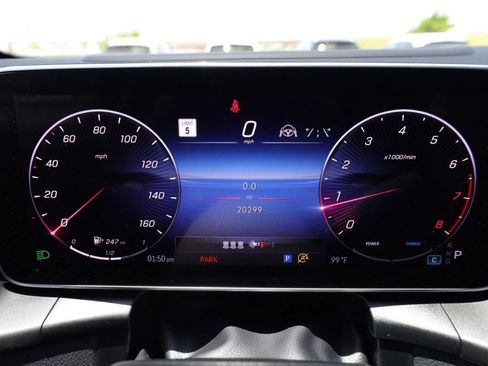Certified 2024 Mercedes-Benz GLC 300 4MATIC image 11