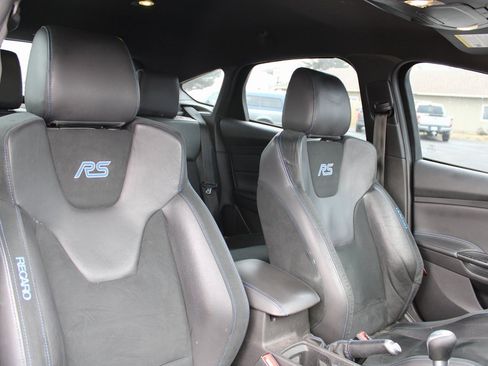 Used 2016 Ford Focus RS image 18