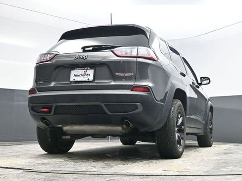 Used 2019 Jeep Cherokee Trailhawk w/ Comfort/Convenience Group image 28