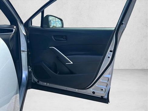 Used 2025 Toyota Corolla Cross AWD Hybrid image 18