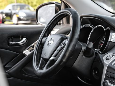 Used 2010 Nissan Murano SL w/ Leather Pkg FWD image 11