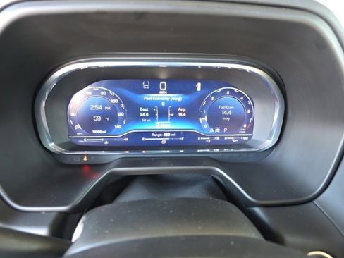 Used 2024 Chevrolet Tahoe High Country image 32