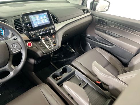 Used 2023 Honda Odyssey EX-L image 23