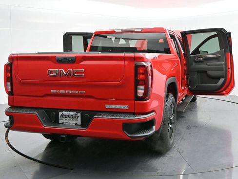 Used 2022 GMC Sierra 1500 Elevation image 41