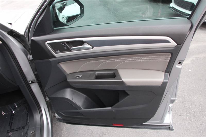 Used 2023 Volkswagen Atlas SEL Premium AWD/4WD image 23
