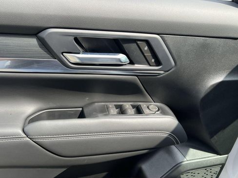 New 2026 GMC Terrain Elevation image 10