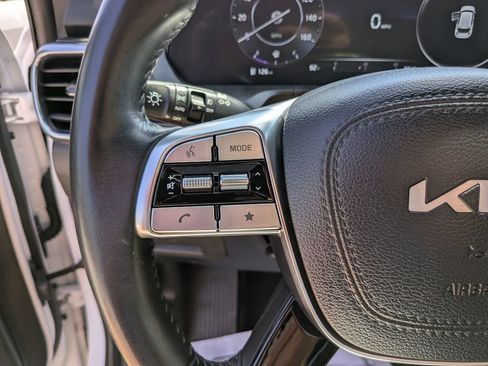 Certified 2024 Kia Telluride SX FWD image 27