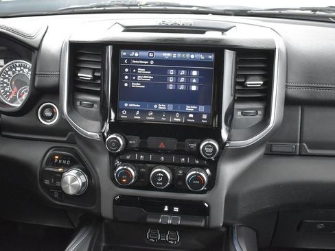 Used 2024 RAM 1500 Laramie AWD/4WD image 15