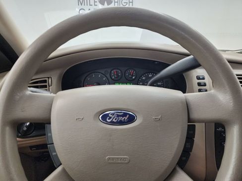 Used 2004 Ford Taurus SE image 15