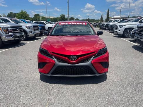 Used 2020 Toyota Camry SE FWD image 2