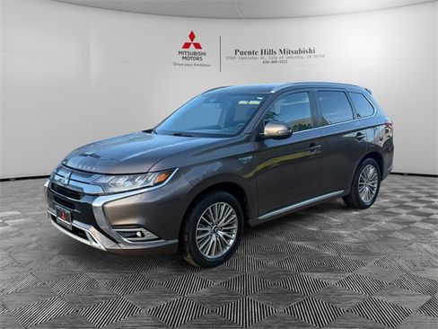 Used 2020 Mitsubishi Outlander GT image 1