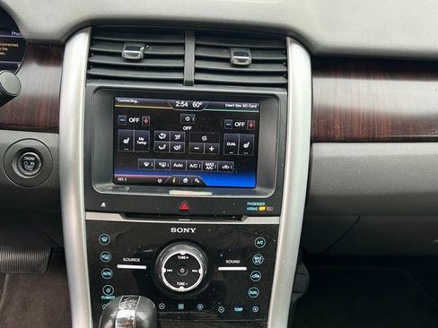 Used 2013 Ford Edge Limited image 12