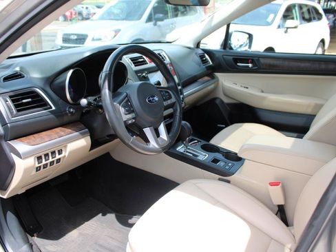 Used 2017 Subaru Outback 2.5i Limited AWD/4WD image 13