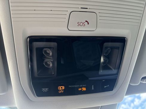 New 2025 Volkswagen Tiguan S image 31