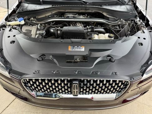 Used 2023 Lincoln Aviator Black Label w/ Dynamic Handling Package image 42