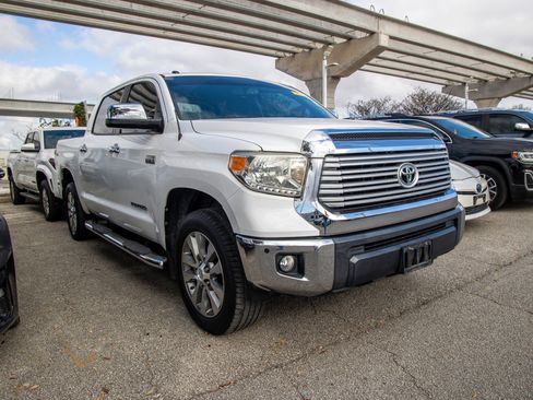 Used 2017 Toyota Tundra Limited image 6