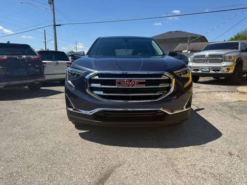 Used 2019 GMC Terrain SLE FWD image 2