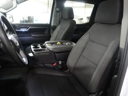 Used 2023 GMC Sierra 1500 SLE AWD/4WD image 11