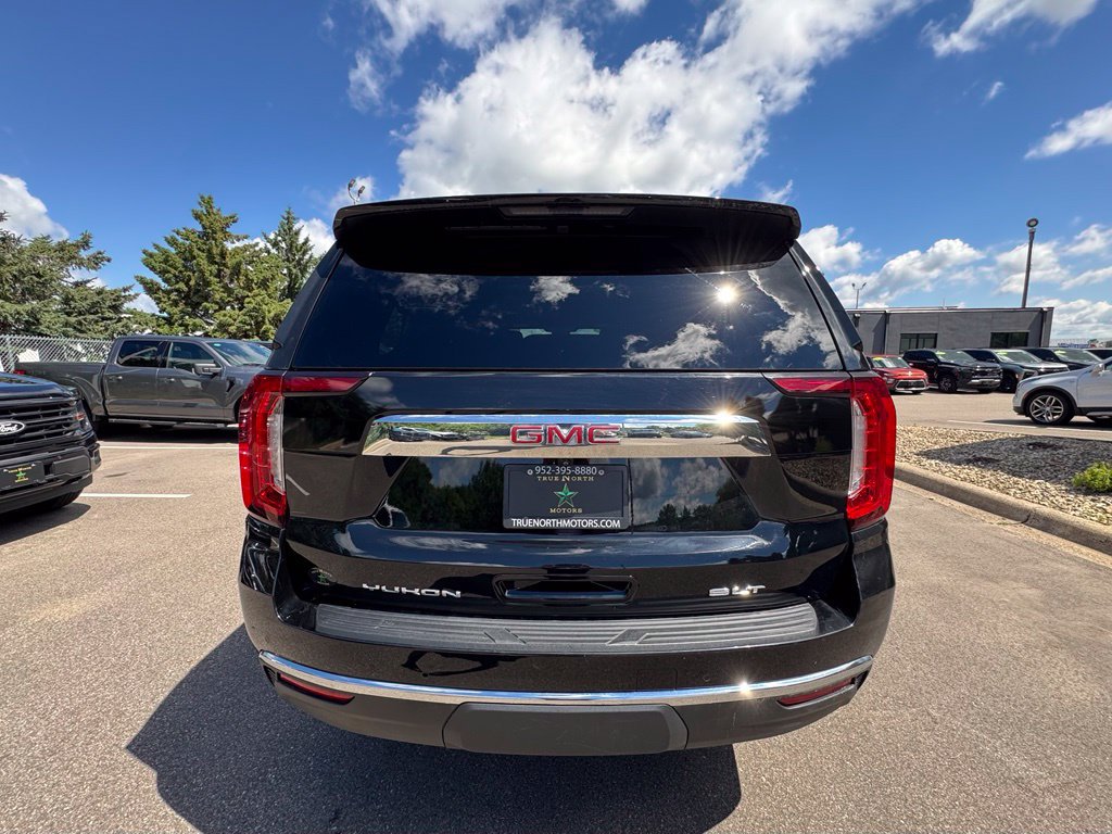 Used 2024 GMC Yukon XL SLT AWD/4WD image 13