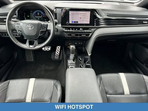 Used 2025 Toyota Camry SE FWD image 14