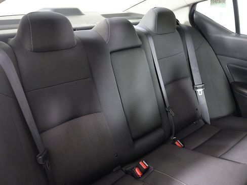 Used 2025 Nissan Altima 2.5 SV FWD image 28