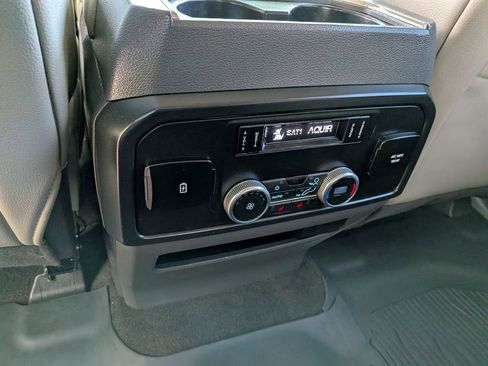 Used 2020 Ford Expedition Limited w/ Equipment Group 302A AWD/4WD image 36