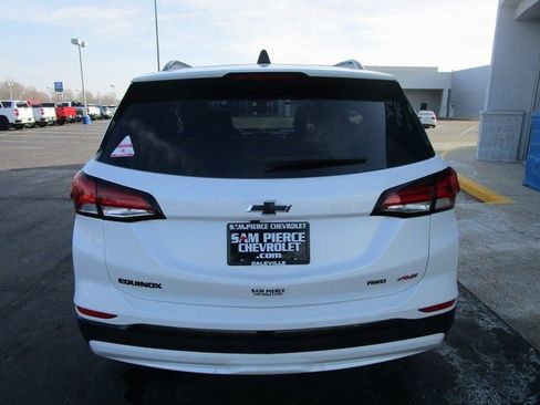 Certified 2024 Chevrolet Equinox RS w/ LPO, Floor Liner Package image 4