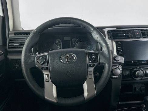 Used 2024 Toyota 4Runner SR5 image 18