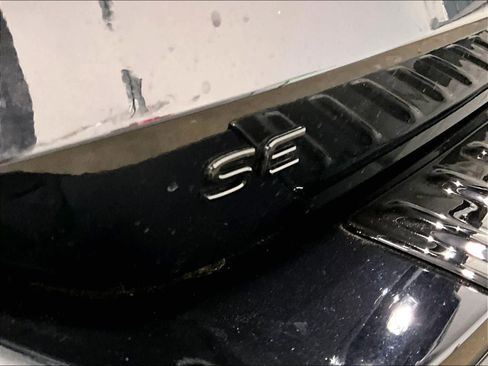 New 2026 Volkswagen Tiguan SE R-Line image 26