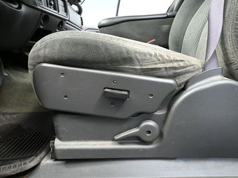 Used 2004 Chevrolet Silverado 1500 w/ Light Duty Power Package image 21