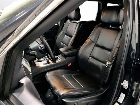 Used 2015 Jeep Grand Cherokee Overland w/ Advanced Technology Group image 21