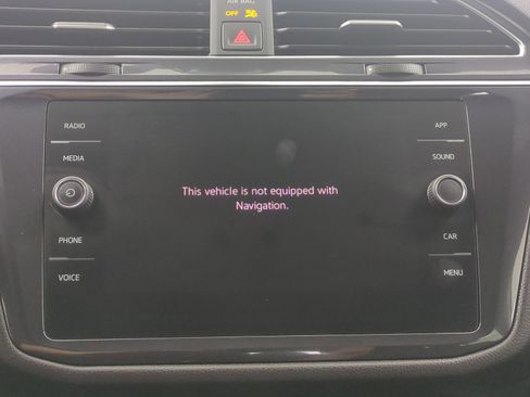Used 2022 Volkswagen Tiguan SE R-Line FWD image 14