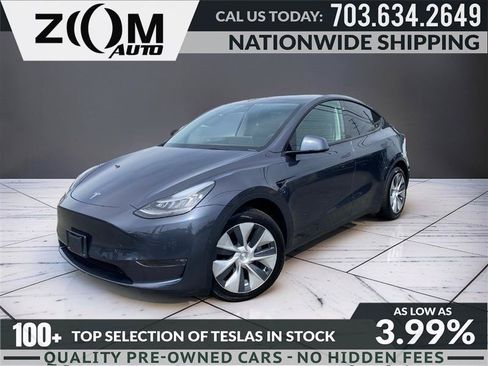 Used 2024 Tesla Model Y Long Range AWD/4WD image 1