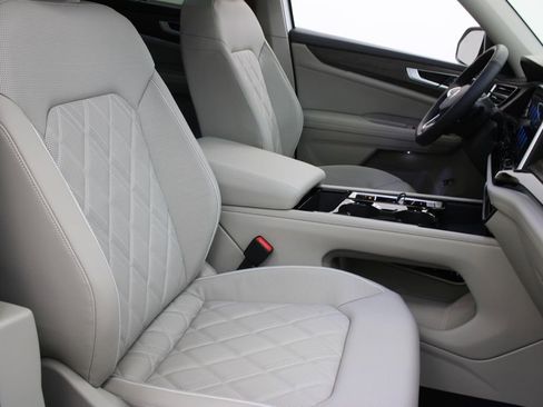 New 2026 Volkswagen Atlas SEL Premium R-Line image 24