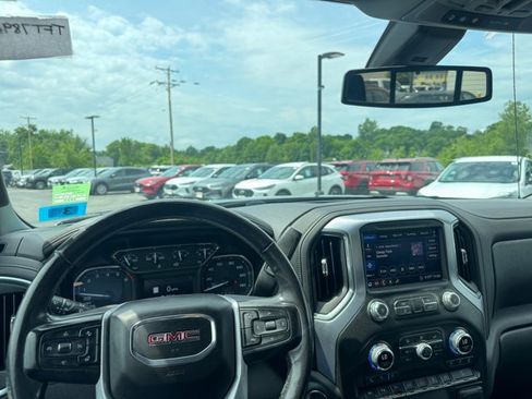 Used 2020 GMC Sierra 1500 SLT w/ SLT Premium Plus Package AWD/4WD image 2